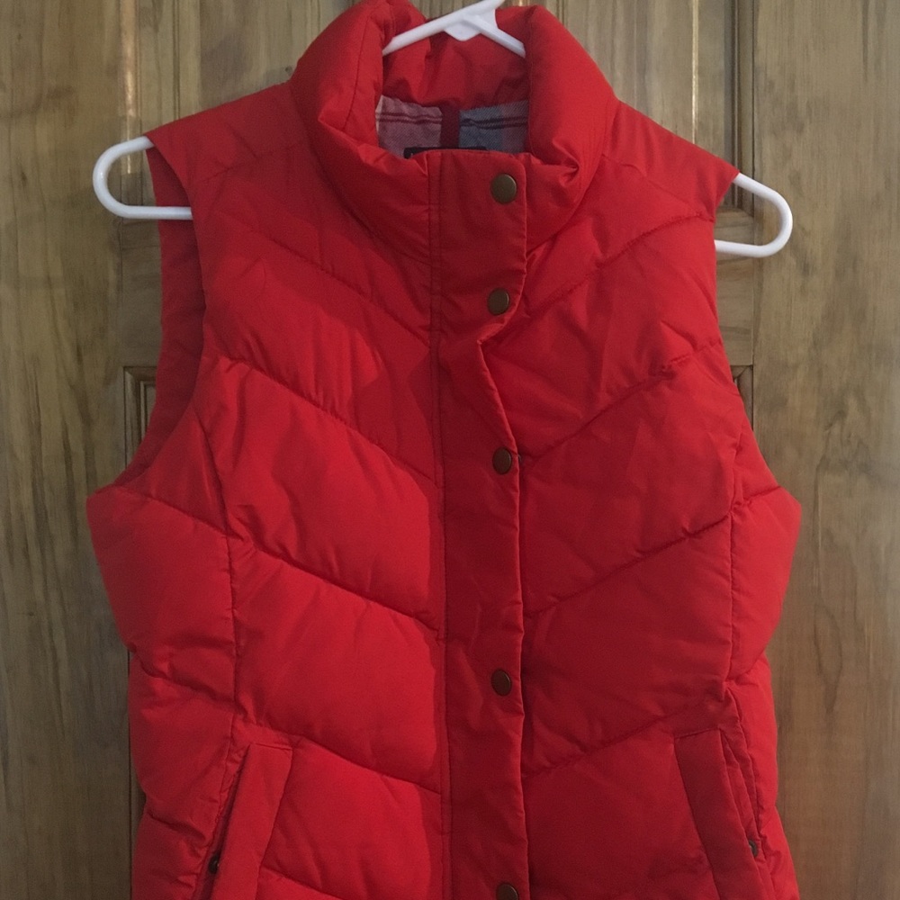 Gap Red Puffer Vest, Size XS